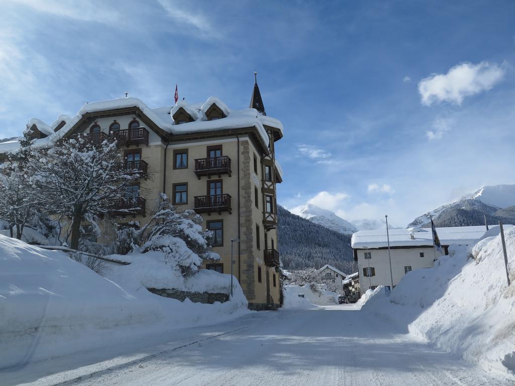 Hotel Schweizerhof Sta Maria Santa Maria Val Muestair エクステリア 写真