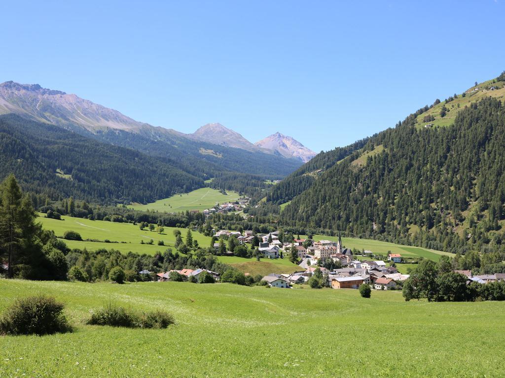 Hotel Schweizerhof Sta Maria Santa Maria Val Muestair エクステリア 写真